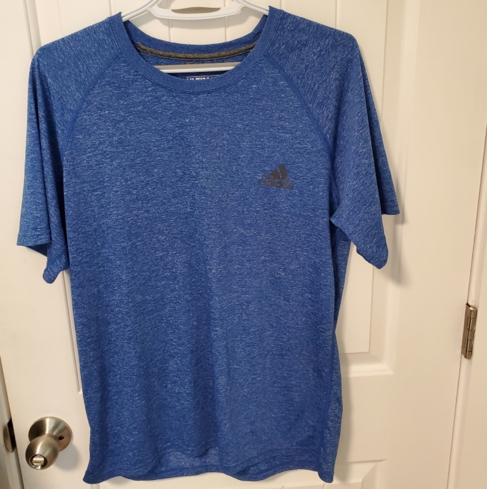Adidas T-shirt
